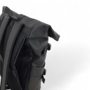 Αδιάβροχο Σακίδιο Πλάτης Rolltop 30x17x45cm Laptop 15,6″ Πλαστικοποιημένο Ύφασμα Κλιπ Ασφαλείας Μαύρο — MCAN M-158