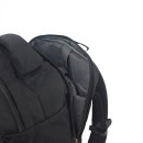 Σακίδιο Πλάτης Ταξιδίου Αεροπορικό 40x30x20cm 25lt Αδιάβροχο Laptop 15,6″ Υποδοχή Τρόλεϊ Μαύρο — ORMI 98418